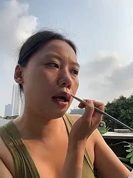 Eliza-E online show from April 20, 12:13 am