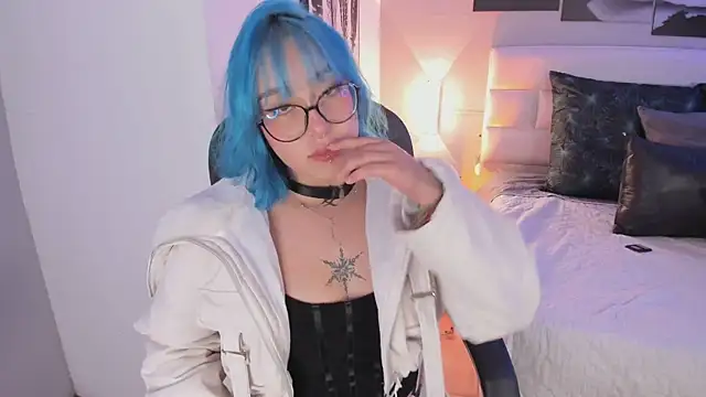 sofi bakerr online show from September 15, 11:40 am