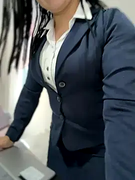 VAL PRINCESS online show from November 10, 9:10 pm