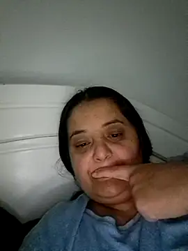 sarahhh1987 online show from October 29, 7:16 pm