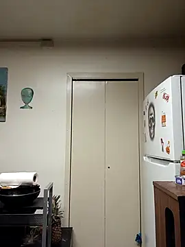 PhatAss Kummmilla online show from December 5, 9:32 am