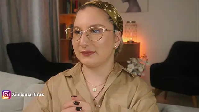 Ximenna Cruz online show from February 20, 7:15 pm