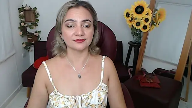 ana milf online show from May 31, 6:09 pm