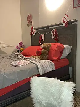 ladycreamypr2 online show from March 2, 5:19 am