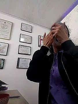 rebekka simpson online show from January 13, 3:05 pm