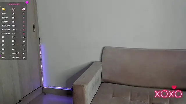 Lilacutte  online show from September 19, 6:34 am