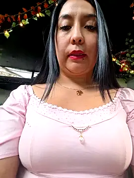 Bella keny online show from February 2, 8:19 pm