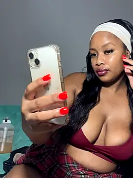 Snapshot of MimiCurves chatting on October 28, 8:53 am MimiCurves online show from October 28, 8:53 am