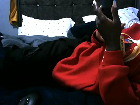 pointy bloom online show from September 26, 4:37 pm