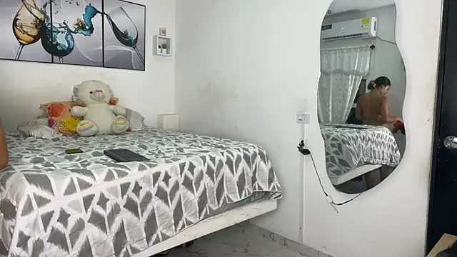 wendy alejo1712 online show from September 16, 1:24 am