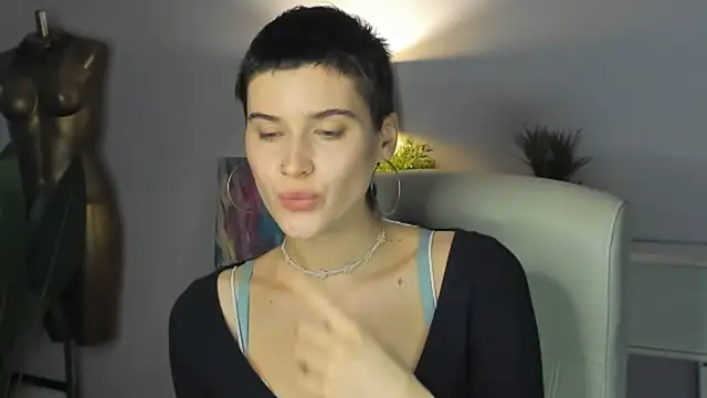 sarah perfect online show from October 21, 1:26 pm