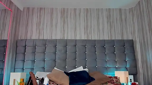 Poacahontasfg online show from March 12, 4:15 am