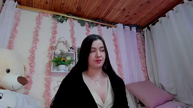 Idara and Edahi01 online show from October 20, 4:59 am