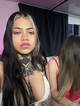 aliensexy online show from March 3, 11:55 pm