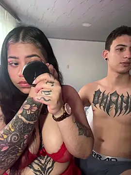 aliensexy online show from February 13, 9:27 pm