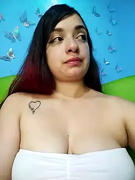 Evelyn pink1 online show from October 9, 4:22 pm