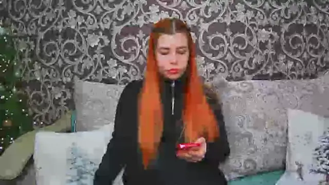 ElllaNuar online show from January 19, 2:08 am