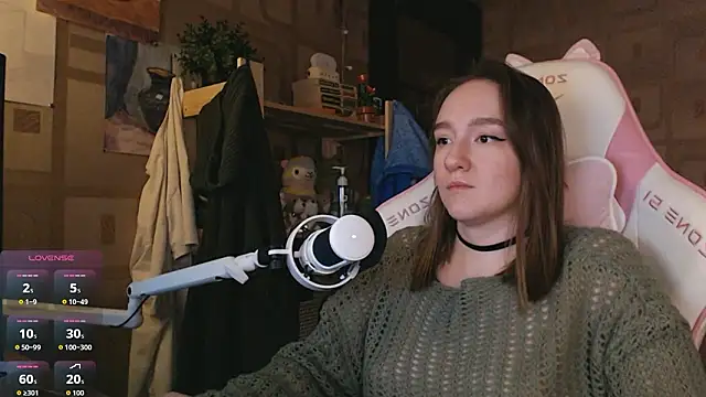 MoonlishSiren online show from March 21, 8:25 pm