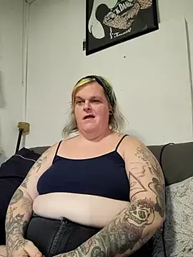 Trans Girl next door420 online show from April 12, 7:16 pm