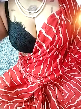 MISS QAYENAT online show from December 16, 4:35 pm