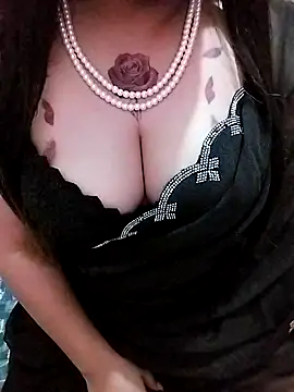 MISS QAYENAT online show from September 21, 10:36 am