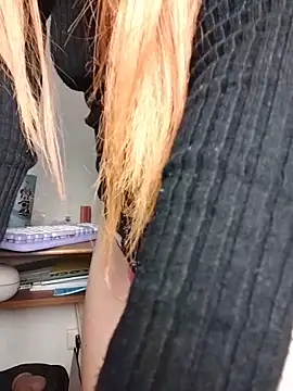 MaryannG online show from April 12, 4:59 am