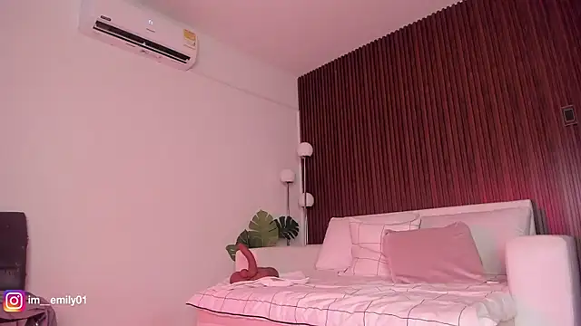 molly cams8 online show from April 12, 10:01 pm