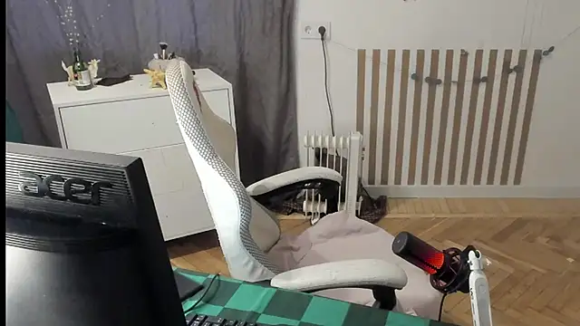 Silly  Milly online show from April 11, 4:21 pm