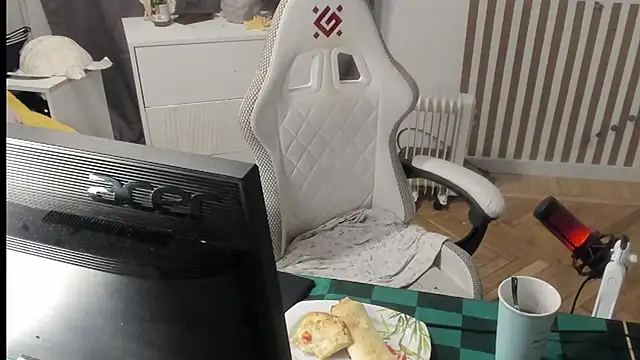 Silly  Milly online show from April 15, 3:45 pm