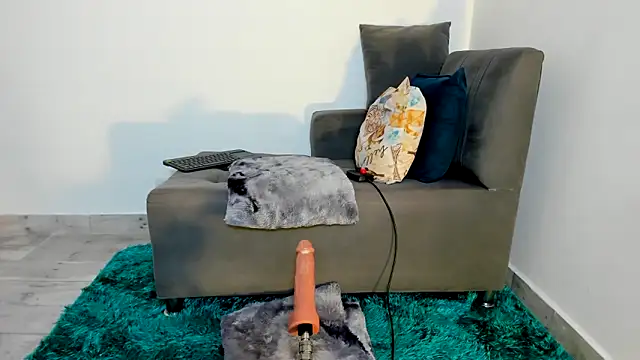 Amelie hills02 online show from April 9, 10:09 am