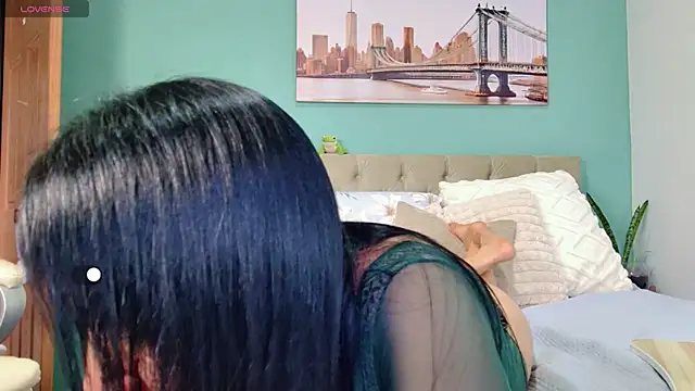 yanella fire online show from October 10, 4:34 pm