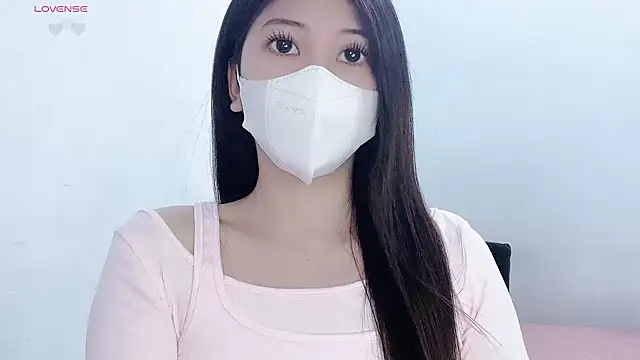 tanhxiu online show from February 4, 12:30 pm