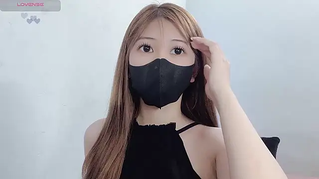 tanhxiu online show from April 5, 12:59 pm