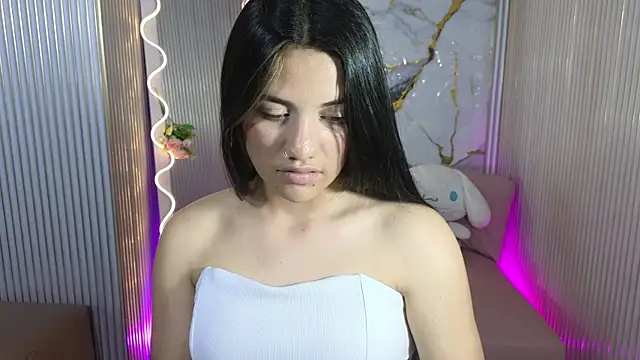 Chiara tay online show from April 13, 7:03 pm