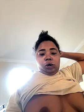 JCCaramelbarbie1 online show from November 24, 1:35 pm