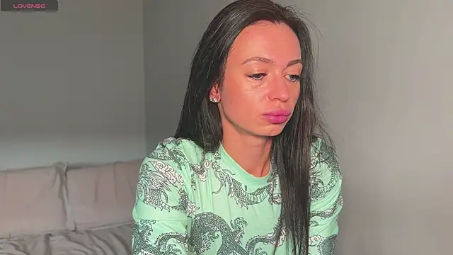 Melanisoul online show from April 3, 4:10 am