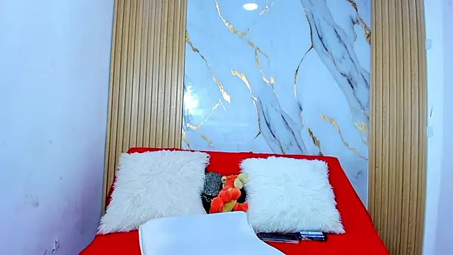 Luluu 08 online show from April 9, 2:44 pm