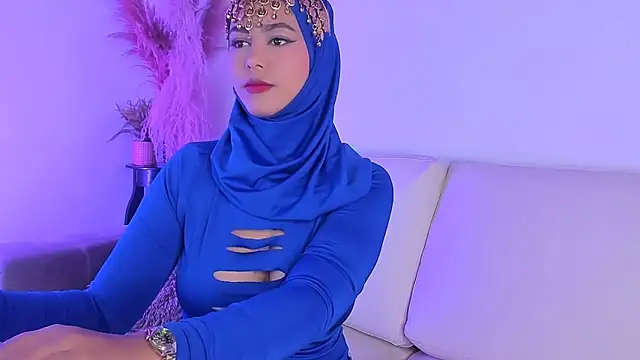 azzahara069 online show from December 22, 5:38 pm