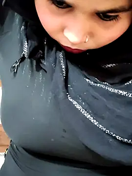 Indian-Nazia online show from October 28, 6:13 pm