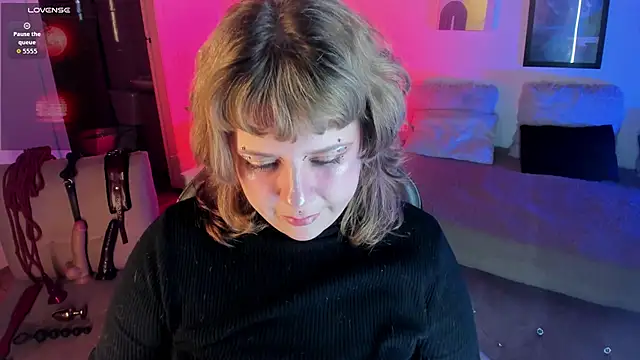 Sabrina scarlett online show from September 24, 7:51 am