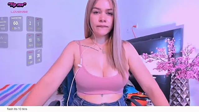 daniela beauty online show from March 30, 5:12 pm