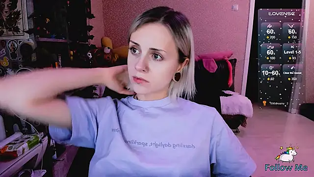 NaniMoore online show from January 9, 8:13 pm