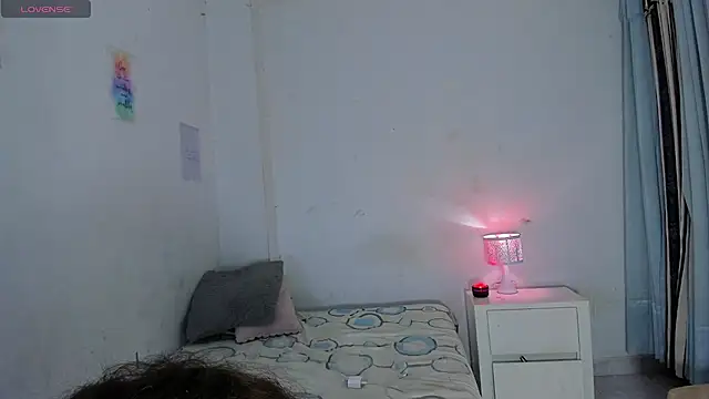 Snapshot of auroraa_sexy chatting on September 15, 3:09 pm auroraa sexy online show from September 15, 3:09 pm