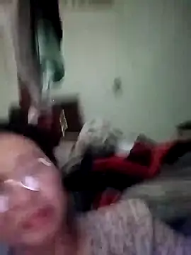 Snapshot of Sexy-asslove90 chatting on October 5, 3:33 am Sexy-asslove90 online show from October 5, 3:33 am