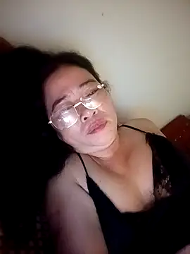 Snapshot of Sexy-asslove90 chatting on October 3, 8:58 pm Sexy-asslove90 online show from October 3, 8:58 pm