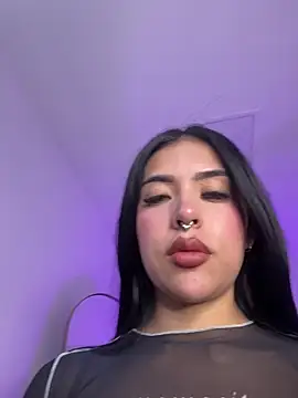 Luna  Ponce online show from November 16, 4:40 pm