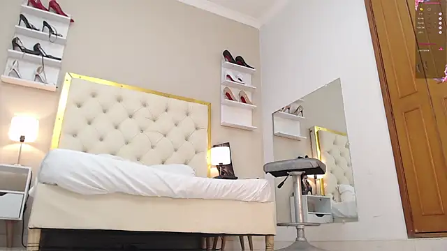 Sara Gomez online show from October 12, 4:04 am