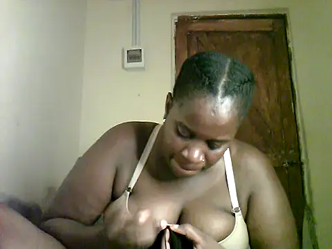 Snapshot of Sexy_valentine001 chatting on October 20, 11:41 pm Sexy valentine001 online show from October 20, 11:41 pm