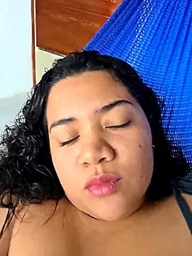 Watagatapitusberry1 online show from December 21, 10:24 pm