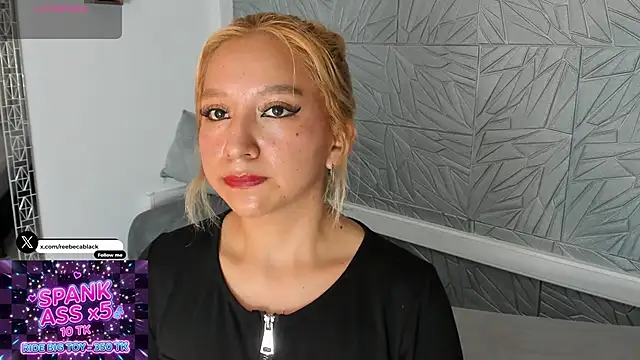 agatadelphine online show from April 16, 1:11 pm